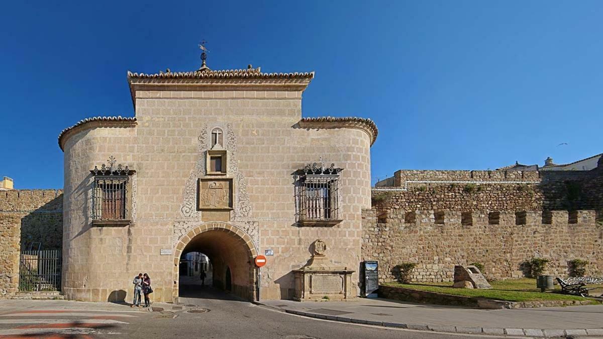 Апартаменты Puerta Trujillo Пласенсия Экстерьер фото